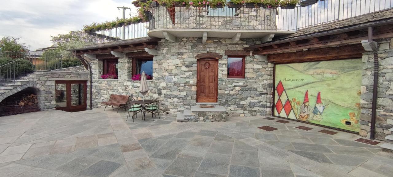 A Due Passi Da... Apartamento Aosta Exterior foto